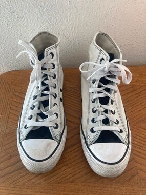 CONVERSE Chuck Taylor All Star High Top Sneakers in Cream and Black W9